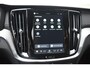 Volvo V60 T8 455PK Plug-in hybrid AWD Ultra Dark Performance Edition / Polestar Optimalisatie / Glossy black Logo's / 360 Camera / Harman Kardon audio / Head-up display / Panorama dak / 19" / Stoel- en stuurverwarming
