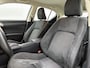 Lexus CT 200h Business Line | BTW voertuig | Dealer onderhouden | Parkeersensoren voor+achter | Cruise Control | Climate Control | Navigatie | Achteruitrijcamera |