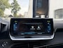 Peugeot e-2008 EV GT Pack 50 kWh | Schuif-Kanteldak | Stoelverwarming | FULL LED koplampen | Achteruitrij-Camera | Adaptieve Cruise control | Alcantara Bekleding | Navigatie en Apple caprplay en Android auto |