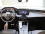 Peugeot 408 GT Exclusive Plug-In Hybrid 240 pk Automaat | Voorraad | Snel Rijden | Ledere bekleding | Geheugen functie | Elektrische kofferbak | 360° camera | Navigatie