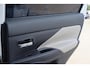 Mitsubishi Outlander 2.0 PHEV instyle+ | Schuifdak | Leder | Camera | Trekhaak | Climate control | Cruise control