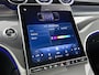 Mercedes-Benz GLC 400e 4MATIC Business Solution AMG | Premium Plus | Nightpakket | Winterpakket | Trekhaak | Panoramaschuifdak | 360° camera | URBAN GUARD Plus | Treeplanken in aluminiumlook | Middenconsole metaalstructuur | Burmester® 3D surround sound systeem |
