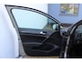 Volkswagen Golf 1.2 TSI Business Edition | Incl. 12 maanden Garantie | Stoelmassage | Achteruitrijcamera | Stoelverwarming | Cruise controle | Parkeersensoren V+A | Navigatie | Climate controle | Half lederen bekleding | Origineel NL Auto | NAP |