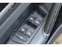 Volkswagen Golf 1.2 TSI Business Edition | Incl. 12 maanden Garantie | Stoelmassage | Achteruitrijcamera | Stoelverwarming | Cruise controle | Parkeersensoren V+A | Navigatie | Climate controle | Half lederen bekleding | Origineel NL Auto | NAP |