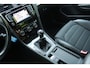 Volkswagen Golf 1.2 TSI Business Edition | Incl. 12 maanden Garantie | Stoelmassage | Achteruitrijcamera | Stoelverwarming | Cruise controle | Parkeersensoren V+A | Navigatie | Climate controle | Half lederen bekleding | Origineel NL Auto | NAP |