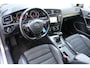 Volkswagen Golf 1.2 TSI Business Edition | Incl. 12 maanden Garantie | Stoelmassage | Achteruitrijcamera | Stoelverwarming | Cruise controle | Parkeersensoren V+A | Navigatie | Climate controle | Half lederen bekleding | Origineel NL Auto | NAP |