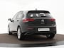 Volkswagen Golf 1.0 eTSI 110pk DSG Life Business · Camera · Keyless · Dodehoeksensor · Apple/Android Car Play · Clima · Navigatie · Garantie t/m 12-10-2026 of 60.000km