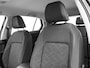 Volkswagen Golf 1.0 eTSI 110pk DSG Life Business · Camera · Keyless · Dodehoeksensor · Apple/Android Car Play · Clima · Navigatie · Garantie t/m 12-10-2026 of 60.000km