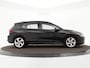 Volkswagen Golf 1.0 eTSI 110pk DSG Life Business · Camera · Keyless · Dodehoeksensor · Apple/Android Car Play · Clima · Navigatie · Garantie t/m 12-10-2026 of 60.000km