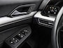 Volkswagen Golf 1.0 eTSI 110pk DSG Life Business · Camera · Keyless · Dodehoeksensor · Apple/Android Car Play · Clima · Navigatie · Garantie t/m 12-10-2026 of 60.000km