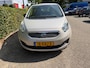 Kia Venga 1.4 CVVT X-TRA . Airco,Trekhaak , nette auto.
