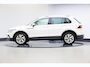 Volkswagen Tiguan 1.5 TSI Life Business | Trekhaak | Winter-pakket | Camera |