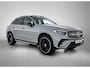 Mercedes-Benz GLC 300e 4MATIC Business Solution AMG | Advanced plus | Nightpakket | Parkeerpakket met achteruitcamera | Trekhaak | Panoramaschuifdak | Treeplanken in aluminiumlook | 20" multispaaks lichtmetalen AMG velgen |