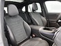 Mercedes-Benz GLC 300e 4MATIC Business Solution AMG | Advanced plus | Nightpakket | Parkeerpakket met achteruitcamera | Trekhaak | Panoramaschuifdak | Treeplanken in aluminiumlook | 20" multispaaks lichtmetalen AMG velgen |