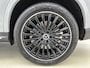 Mercedes-Benz GLC 300e 4MATIC Business Solution AMG | Advanced plus | Nightpakket | Parkeerpakket met achteruitcamera | Trekhaak | Panoramaschuifdak | Treeplanken in aluminiumlook | 20" multispaaks lichtmetalen AMG velgen |