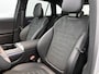 Mercedes-Benz GLC 300e 4MATIC Business Solution AMG | Advanced plus | Nightpakket | Parkeerpakket met achteruitcamera | Trekhaak | Panoramaschuifdak | Treeplanken in aluminiumlook | 20" multispaaks lichtmetalen AMG velgen |