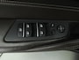BMW 5-Serie Touring 520i Luury Line / HIFI / Park assist / Leder / Trekhaak / Comfortstoelen / LED / Alu wielen 18 inch