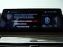 BMW 5-Serie Touring 520i Luury Line / HIFI / Park assist / Leder / Trekhaak / Comfortstoelen / LED / Alu wielen 18 inch