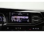 Volkswagen Transporter 2.0 TDI L2H1 30 DC 2020 | Trekhaak | Carplay | Adaptive Cruise Controlk | Navigatie | Achteruitrij Camera | 2 Sleutels | Dubbele Schuifdur | Nationale Autopas