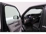 Volkswagen Transporter 2.0 TDI L2H1 30 DC 2020 | Trekhaak | Carplay | Adaptive Cruise Controlk | Navigatie | Achteruitrij Camera | 2 Sleutels | Dubbele Schuifdur | Nationale Autopas