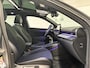 Volkswagen T-Roc 1.5 eTSI 150pk DSG7 R-Line First Edition. Pano, Led, VOL!