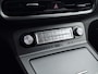 Hyundai Kona Electric EV Fashion 64 kWh | Apple Carplay/Android Auto | Achteruitrijcamera | Trekhaak | Dodehoek detectie | Krell audiosysteem |