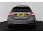 Mercedes-Benz A-klasse 180 Business Solution AMG (PANORAMADAK, STOELVERWARMING, SFEERVERLICHTING, CAMERA, BURMEISTER)