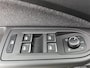 Volkswagen Golf 1.5 eTSI Life Edition 204 PK | Automaat | Navigatie | Stoelverwarming | Stuurverwarming | Adaptive Cruise Control | Lane Assist | Achteruitrijcamera |