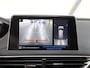 Peugeot 5008 1.2 130PK Active | 2de eigenaar | AppleCarplay/AndroidAuto | Camera | Navigatie | Cruise Control | Climate Control | 7 PERSOONS! | Isofix | Parkeersensoren | LED | Privacy Glass | Trekhaak |