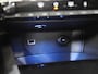 Peugeot 5008 1.2 130PK Active | 2de eigenaar | AppleCarplay/AndroidAuto | Camera | Navigatie | Cruise Control | Climate Control | 7 PERSOONS! | Isofix | Parkeersensoren | LED | Privacy Glass | Trekhaak |