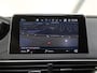 Peugeot 5008 1.2 130PK Active | 2de eigenaar | AppleCarplay/AndroidAuto | Camera | Navigatie | Cruise Control | Climate Control | 7 PERSOONS! | Isofix | Parkeersensoren | LED | Privacy Glass | Trekhaak |