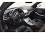 BMW 3-Serie M340i xDrive High Executive [ HUD Harman/Kardon ACC Laserlicht Stuur-&Stoelverwarming ]