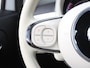 Fiat 500 1.0 Hybrid Dolcevita | LEER/Stof 2 Tone | Glazen dak | Parkeersensoren | Navigatie | Airco | Cruise Control | AppleCarPlay/AndroidAuto | Isofix | Lichtmetalen Velgen 15" |