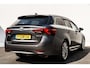 Toyota Avensis Touring Sports 1.8 VVT-i Business Plus | Panoramadak | Camera | Cruise Control | Climate Control