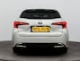 Toyota Corolla Touring Sports Hybrid 140 Dynamic | Apple Carplay / Android Auto | Stoelverwarming | Parkeersensoren voor/achter | Adaptive Cruise | Keyless | Clima | Camera | Full LED | 17 inch