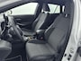 Toyota Corolla Touring Sports Hybrid 140 Dynamic | Apple Carplay / Android Auto | Stoelverwarming | Parkeersensoren voor/achter | Adaptive Cruise | Keyless | Clima | Camera | Full LED | 17 inch