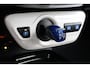 Toyota Prius 1.8 Executive | Trekhaak | Dodehoek detectie | Navigatie | Stoelverwarming | JBL | Head-up display | Keyless | Parkeersensoren voor/achter | Adaptive Cruise | Clima | LED | 17 inch