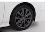 Toyota Prius 1.8 Executive | Trekhaak | Dodehoek detectie | Navigatie | Stoelverwarming | JBL | Head-up display | Keyless | Parkeersensoren voor/achter | Adaptive Cruise | Clima | LED | 17 inch