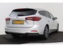 Ford Focus Wagon 1.0 EcoBoost Hybrid Titanium | Org NL | CarPlay | Cruise Control | Climate Control | PDC | Navigatie | Automaat |