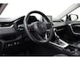 Toyota RAV4 2.5 Hybrid Style | Trekhaak | Apple Carplay / Android Auto | Leder | Stoel-/stuurverwarming | Keyless | Adaptive Cruise | Clima | Parkeersensoren voor/achter | Camera | LED | 18 inch