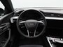 Audi Q8 e-tron 50 quattro S Edition 95 kWh 340 Pk | Stoelverwarming | Adaptive Cruise | Panoramadak | Bang & Olufsen | Trekhaak | Camera | CarPlay | 58.185 Km !!