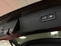 Volvo XC90 T8 AWD Recharge Plus Bright | 360 Camera | Harman Kardon | 455pk | Adaptieve Cruise Control | Stoelverwarming voor+achter | Stuurwielverwarming | Schuifdak | Full LED Meesturende koplampen | Standkachel met Volvo On Call App | Pilot Assist | BLIS Dode Hoek Detectie | Elektrische voorstoelen geheugen | Contour stoelen met wit stiksel en bies | Zitting verlenging voorstoelen | Lederen dashboard | 22 Inch | Google Infotainment | Keyless Drive | Privacy Glass | Elektrisch bedienbare achterklep | Geïntegreerd kinderzitje achterin | Geïntegreerde zongordijnen achterportieren | Verlichte instaplijsten | 7-Persoons | 4-Zone Climate Control | DAB Radio | Apple Carplay/Android Auto | Alarm Klasse III | Volvo On Call met mobiele App functie | Platinum Grey Metallic |