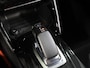 Peugeot e-2008 EV Allure Pack 50 kWh 136PK | 2de eigenaar | AppleCarPlay/AndroidAuto | Climate Control | Cruise Control | Keyless | FULL LED | Navigatie | LMV | Parkeersensoren | Privacy Glass | Isofix |