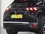 Peugeot e-2008 EV Allure Pack 50 kWh 136PK | 2de eigenaar | AppleCarPlay/AndroidAuto | Climate Control | Cruise Control | Keyless | FULL LED | Navigatie | LMV | Parkeersensoren | Privacy Glass | Isofix |