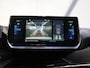 Peugeot e-2008 EV Allure Pack 50 kWh 136PK | 2de eigenaar | AppleCarPlay/AndroidAuto | Climate Control | Cruise Control | Keyless | FULL LED | Navigatie | LMV | Parkeersensoren | Privacy Glass | Isofix |