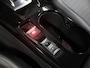 Peugeot e-2008 EV Allure Pack 50 kWh 136PK | 2de eigenaar | AppleCarPlay/AndroidAuto | Climate Control | Cruise Control | Keyless | FULL LED | Navigatie | LMV | Parkeersensoren | Privacy Glass | Isofix |