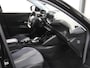 Peugeot e-2008 EV Allure Pack 50 kWh 136PK | 2de eigenaar | AppleCarPlay/AndroidAuto | Climate Control | Cruise Control | Keyless | FULL LED | Navigatie | LMV | Parkeersensoren | Privacy Glass | Isofix |