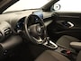 Toyota Yaris Cross 1.5 Hybrid Business - APPLE CARPLAY/ANDROID AUTO - DRAADLOZE TELEFOONOPLADER - CLIMATE CONTROL - CRUISE CONTROL ADAPTIEF - KEYLESS ENTRY/START - ACHTERUITRIJCAMERA - DRAADLOZE TELEFOONLADER