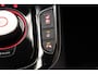 Kia e-Soul ExecutiveLine 64 KWh Aut. {Pano/Apple/Android/Navi/Clima]