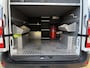 Renault Master T35 2.3 dCi 135 L3H2 Work Edition | Camper Edition | Motorsport Edition | Thule Omnistor Luifel | Airco in Leefruimte | TV | Koelkast | Magnetron | Volledig Bed | 2 Lederen Stoelen | DAB | LED Verlichting Leefruimte |